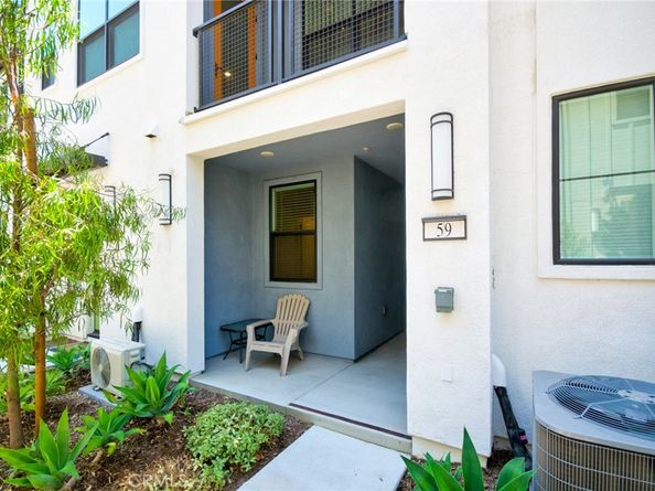 944 N Divino Privado 59, Ontario CA 91764