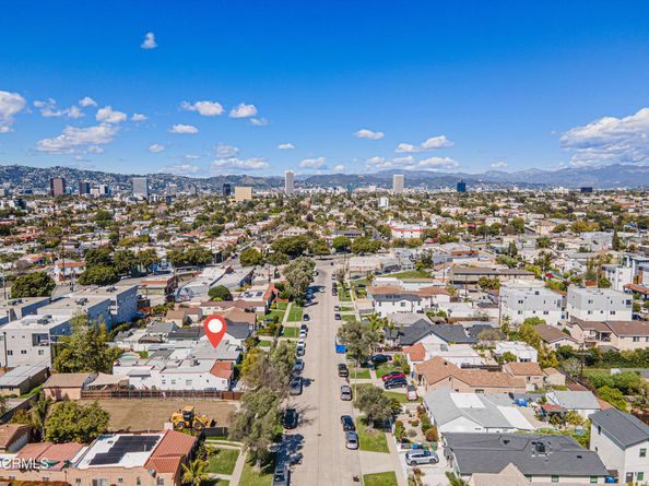 1849 Cylde Avenue, Los Angeles CA 90019