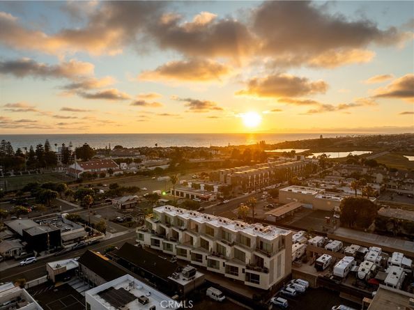 2648 State Street Unit E, Carlsbad CA 92008