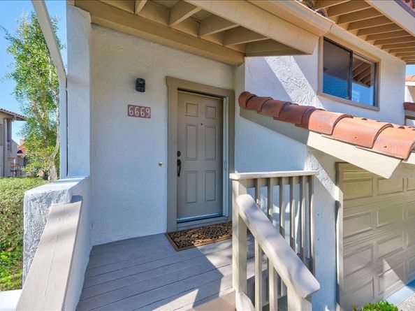 6669 Corte Maria, Carlsbad CA 92009