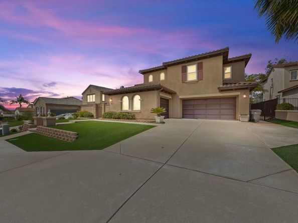 1022 Straightaway Court, Oceanside CA 92057