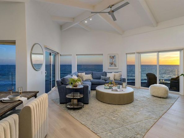 3093 Ocean Street, Carlsbad CA 92008