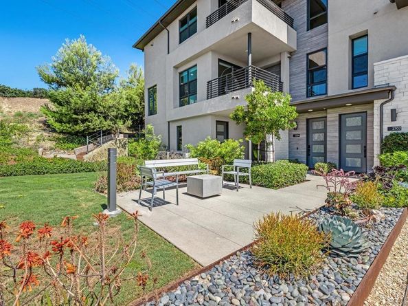 2706 via alta place, San Diego CA 92108