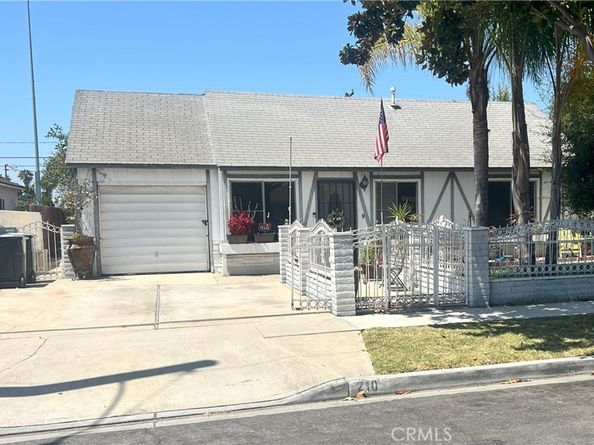 210 S Gunther, Santa Ana CA 92704