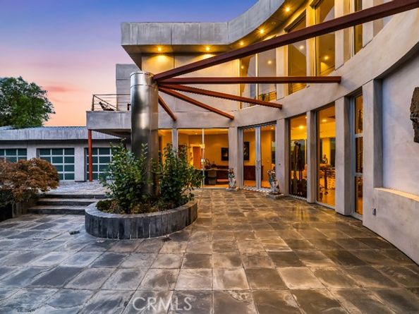 10182 Cowan Heights Drive, North Tustin CA 92705