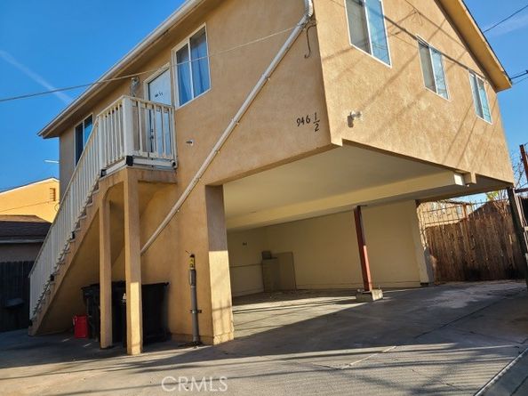 944 W 74th Street W, Los Angeles CA 90044