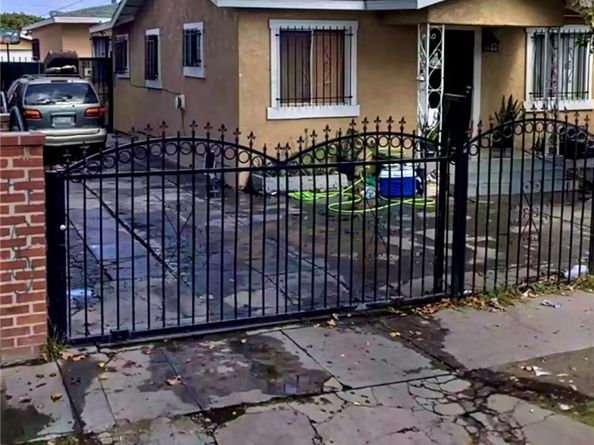 153 W 89th Street, Los Angeles CA 90003