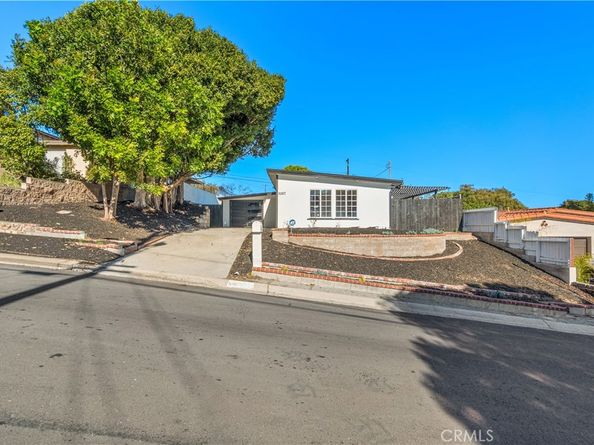 5267 Doris, Torrance CA 90505