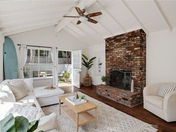 525 Manhattan Beach Boulevard