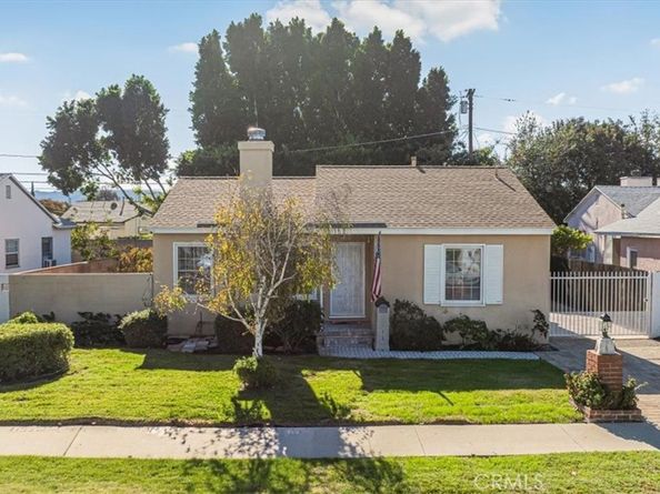 19612 Schoolcraft, Reseda CA 91335