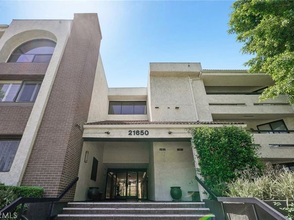 21650 Burbank Blvd. 206, Woodland Hills CA 91367