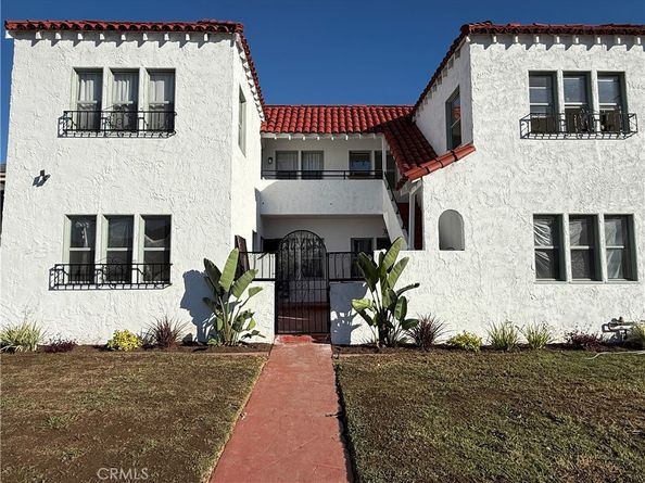 8018 S New Hampshire Avenue, Los Angeles CA 90044