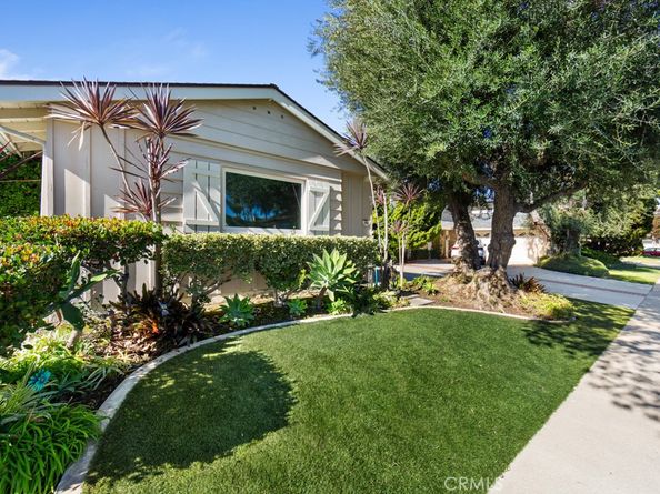 3561 Fela, Long Beach CA 90808