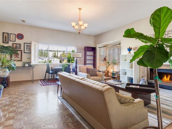 4220 Toland Way, Los Angeles CA 90065