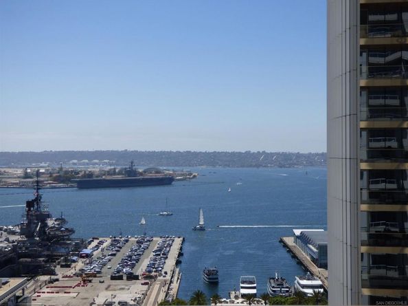 700 W E st 2201, San Diego CA 92101