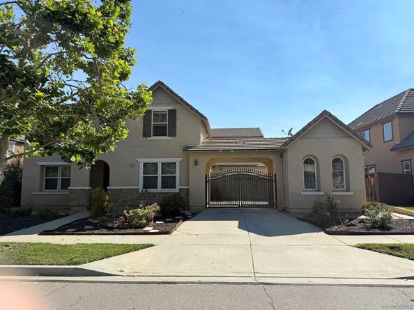 3177 Katharine Dr, Escondido CA 92027