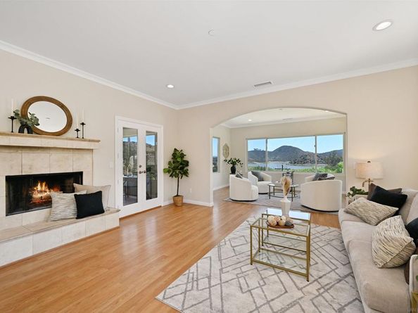 20227 Ash Ln, Escondido CA 92029