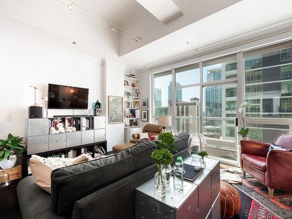 350 W Ash Street 807, San Diego CA 92101