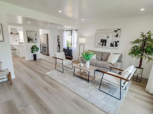 7827 Rancho Fanita Dr H, Santee CA 92071