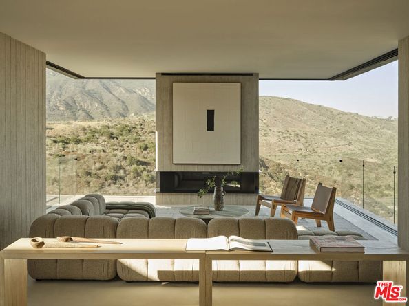 5684 Calpine Drive, Malibu CA 90265