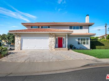 4520 Commonwealth Circle