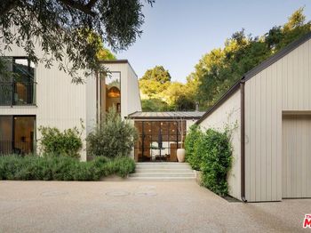 3640 Mandeville Canyon Road