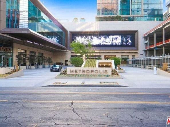 889 Francisco Street 2210, Los Angeles CA 90017