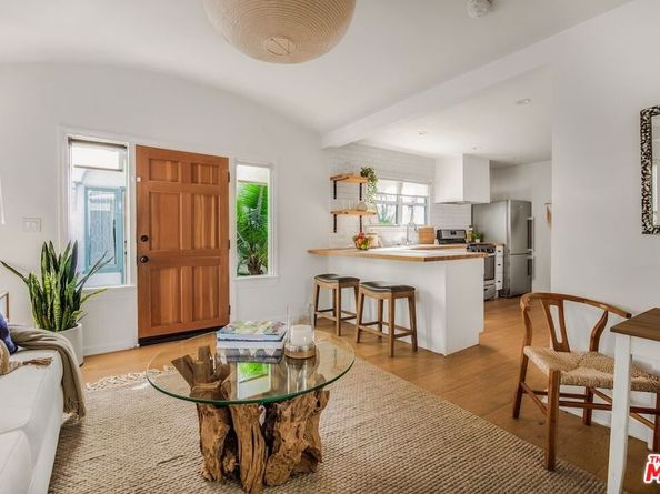 1/2 Willoughby Avenue, Los Angeles CA 90038