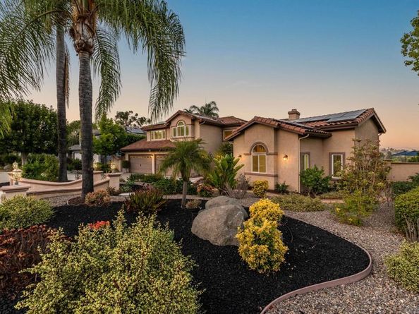 2340 Lomica Pl, Escondido CA 92029