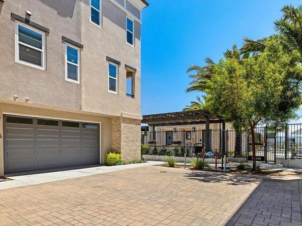 1233 Sunrise View 105, San Marcos CA 92078