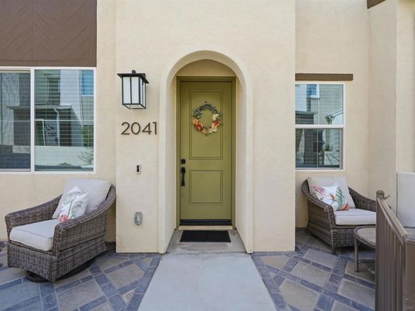2041 Bluestone Circle, Chula Vista CA 91913