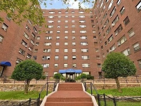 6515 Blvd East 2E, West New York NJ 07093