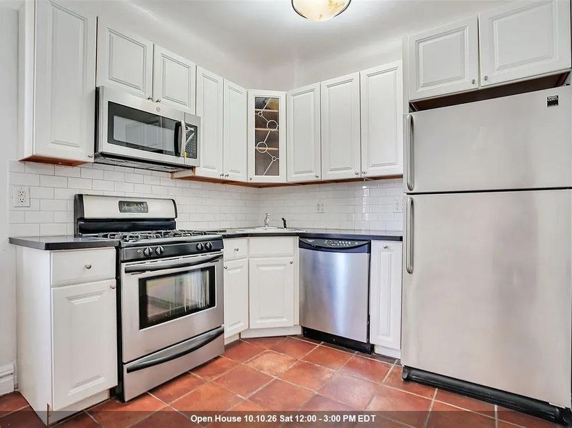 6015 Blvd East C3, West New York NJ 07093