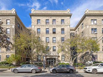 1000 Hudson St