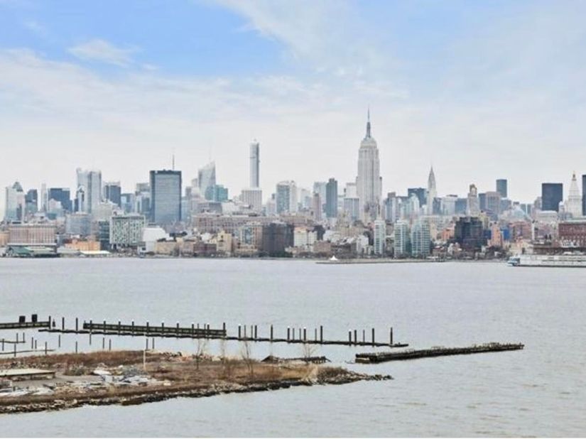 20 2nd St 1105, Hoboken NJ 07302