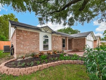 1811 Polley Court
