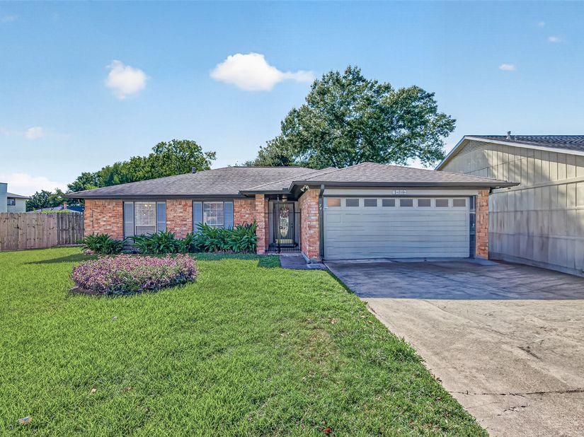 7406 Sierra Grande Court, Houston TX 77083