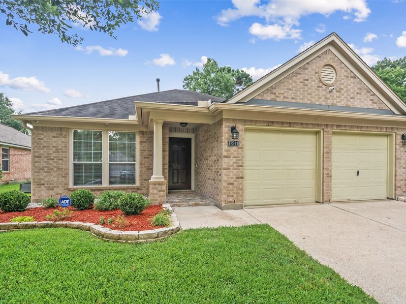 17911 Yukon Pass Drive, Humble TX 77346