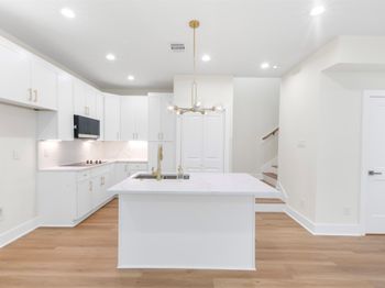 1275 Dewalt Street