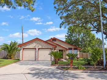 8223 Vista Del Sol Drive