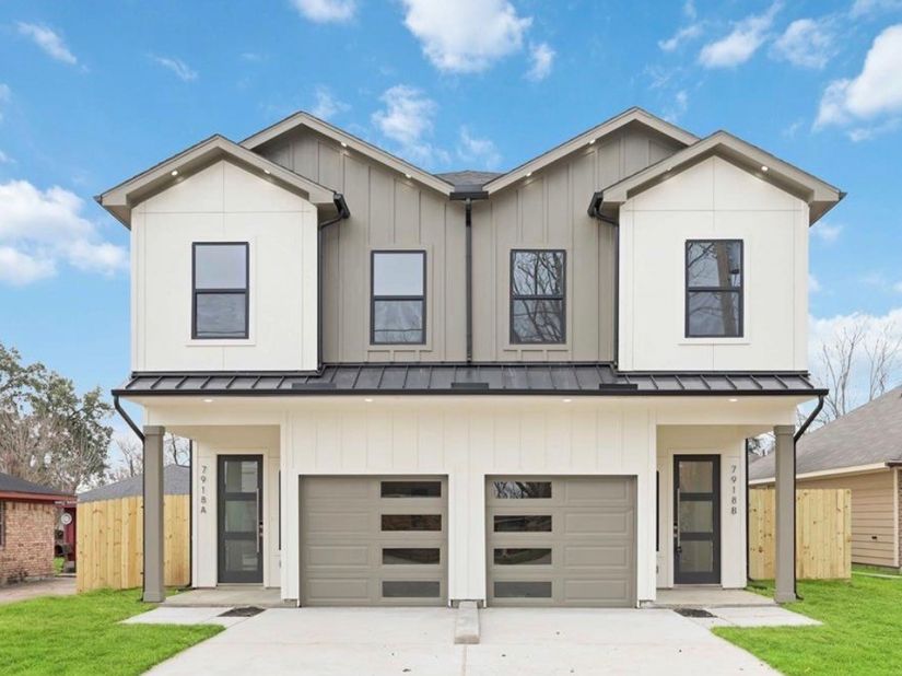 7980 Angus Street A/B, Houston TX 77028