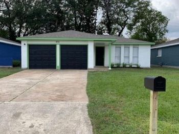 8711 Valley Pond Court