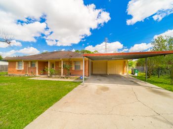 7015 Kopman Drive