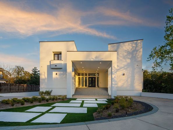 10663 Memorial Drive, Houston TX 77024