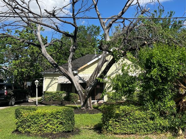 4110 Kress Street, Houston TX 77026