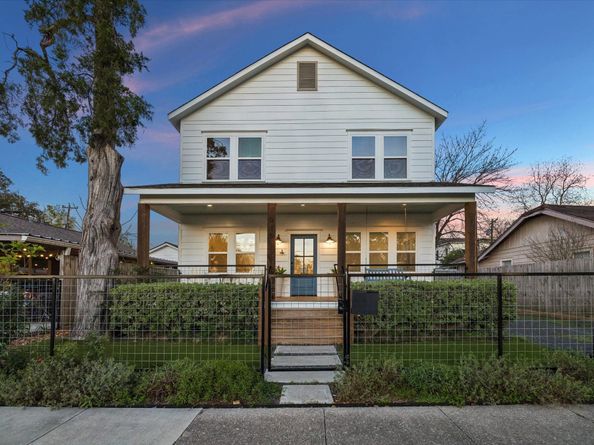 910 Northwood Street, Houston TX 77009
