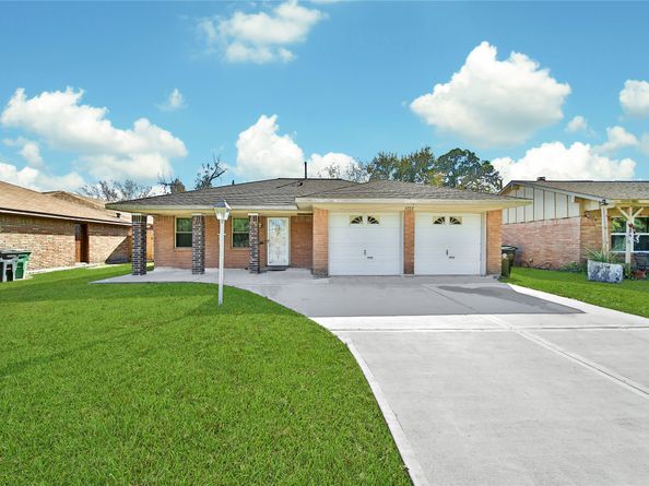 6722 Roxbury Road, Houston TX 77087