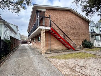 907 Heights Boulevard