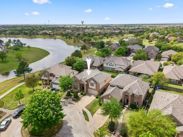 12107 Cove Ridge Lane, Cypress TX 77433