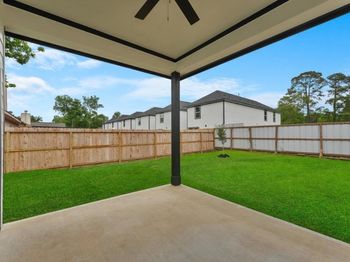 8233 Sterlingshire Street